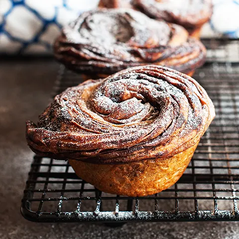 Hybrid pastry